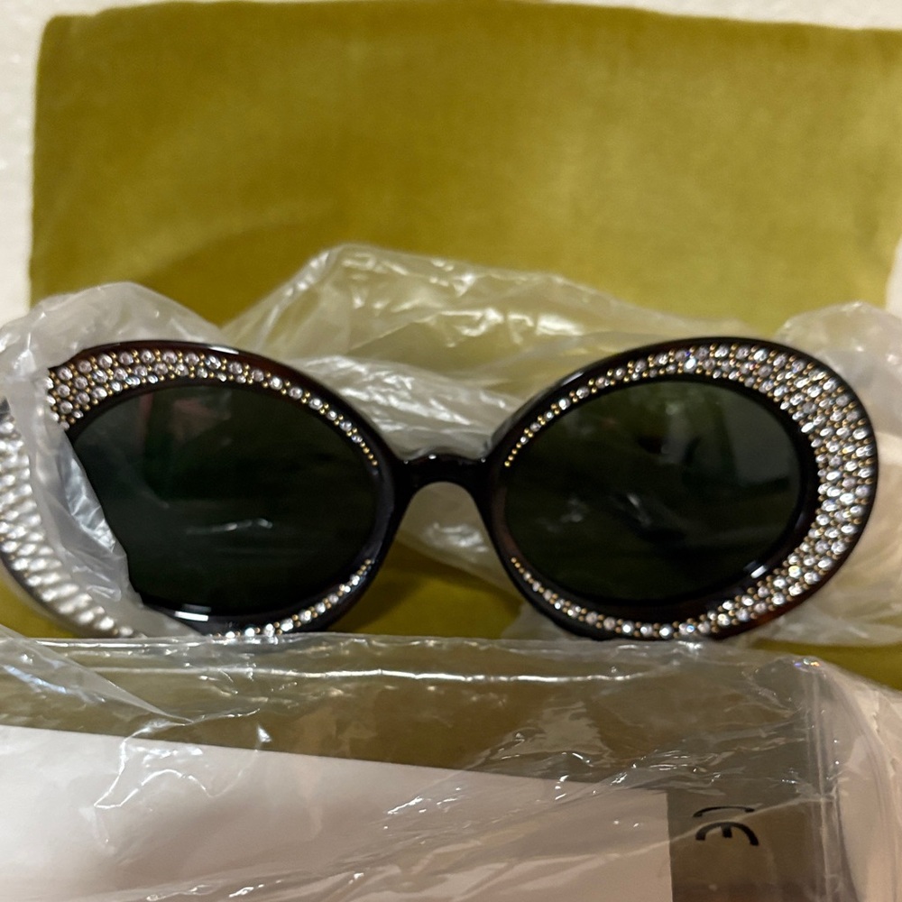 Gucci Hollywood Forever Rhinestone Sunglasses NWT